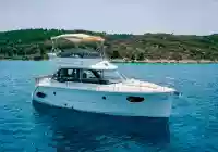 motorbåd Bavaria E40 Fly Trogir Kroatien