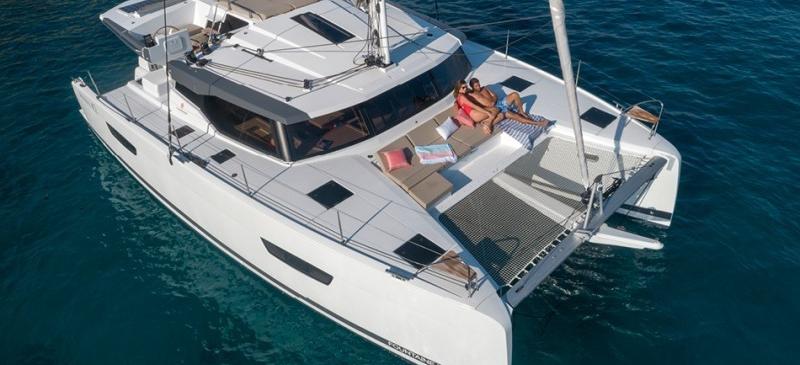 Fountaine Pajot Astréa 42