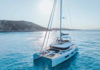 katamaran Lagoon 55 Sardinia Italien