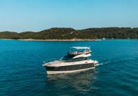motorbåd Monte Carlo 5 Trogir Kroatien