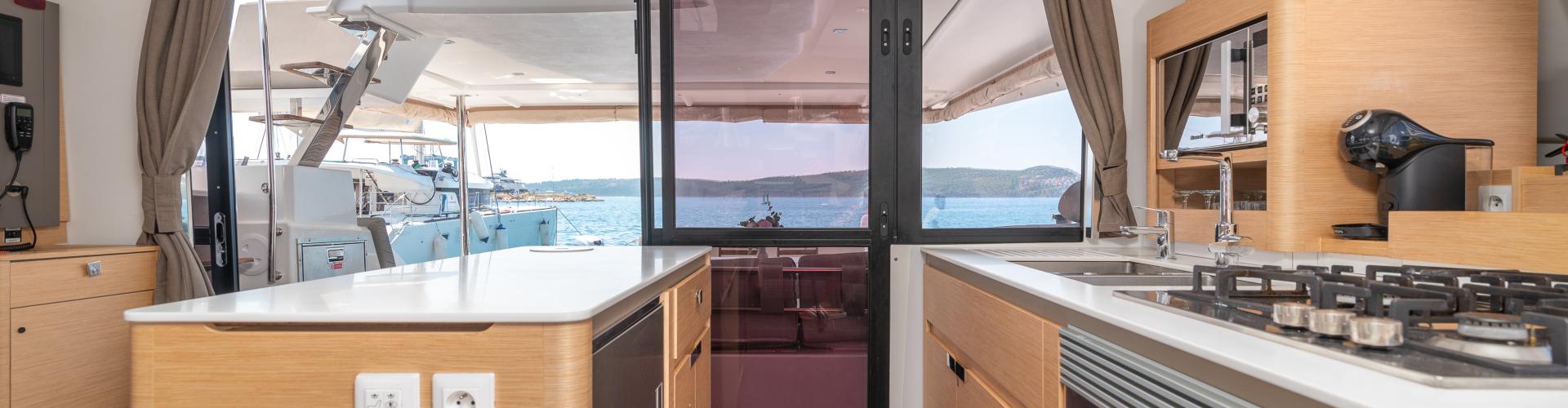 katamaran Fountaine Pajot Aura 51