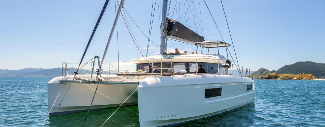 Lagoon 43