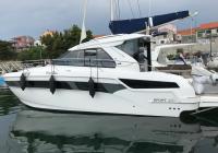 motorbåd Bavaria 400 Coupe Šibenik Kroatien