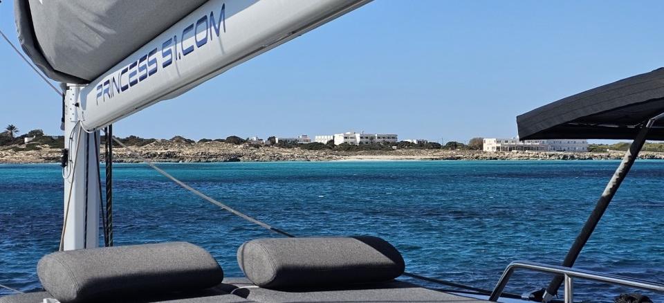 2024. Fountaine Pajot Aura 51